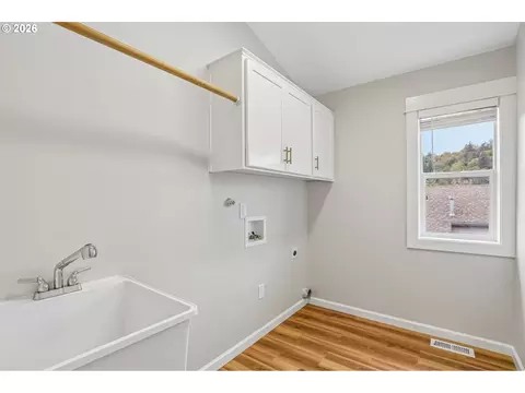 Other - 2578 NW 4th St, Gresham, OR 97030 photo 2 of 3