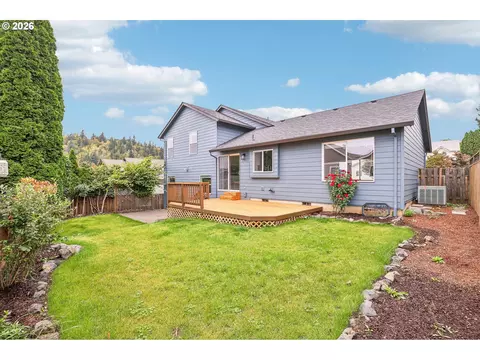 Exterior - 2578 NW 4th St, Gresham, OR 97030 photo 7 of 7
