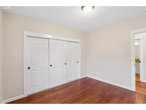 Bedroom - 2578 NW 4th St, Gresham, OR 97030 photo 5 of 8