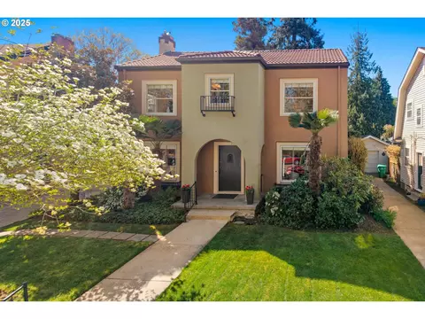3354 NE Us Grant Pl, Portland, OR 97212