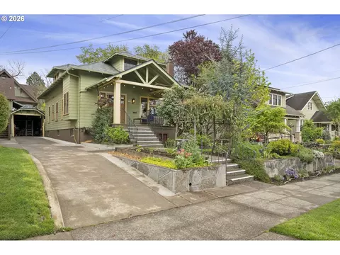 1212 SE 50th Ave, Portland, OR 97215