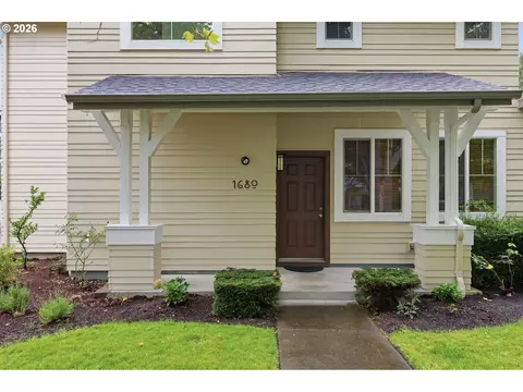 Exterior - 1680 Riley Ln, Eugene, OR 97402 photo 4 of 9