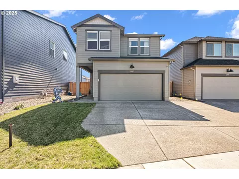 2987 V St, Springfield, OR 97477
