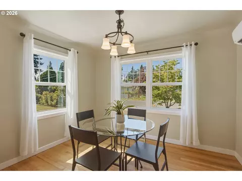 Dining - 150 Elkay Dr, Eugene, OR 97404 photo 1 of 2