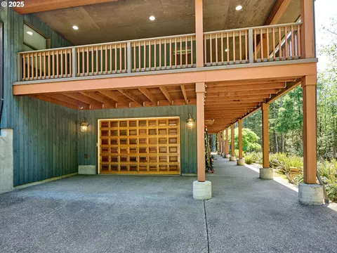 Exterior - 23456 S Schieffer Rd, Colton, OR 97017 photo 9 of 14