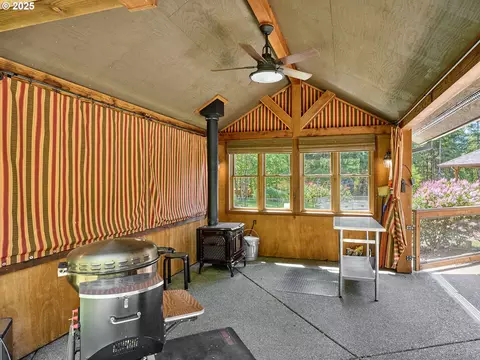 Exterior - 23456 S Schieffer Rd, Colton, OR 97017 photo 14 of 14