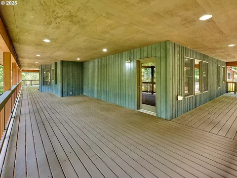 Exterior - 23456 S Schieffer Rd, Colton, OR 97017 photo 11 of 14