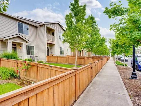 7137 NE 152nd Pl, Vancouver, WA 98682