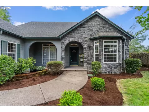 Exterior - 6001 E St, Springfield, OR 97478 photo 2 of 11