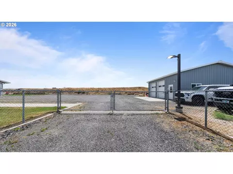 32374 E Loop Rd, Hermiston, OR 97838 photo 4