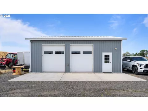 32374 E Loop Rd, Hermiston, OR 97838 photo 9