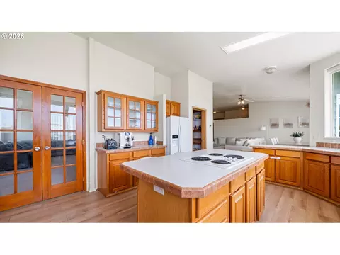 32374 E Loop Rd, Hermiston, OR 97838 photo 21