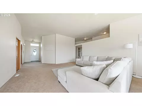 32374 E Loop Rd, Hermiston, OR 97838 photo 14
