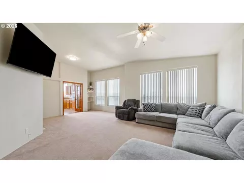 32374 E Loop Rd, Hermiston, OR 97838 photo 22