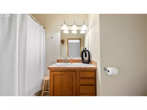 32374 E Loop Rd, Hermiston, OR 97838 photo 38