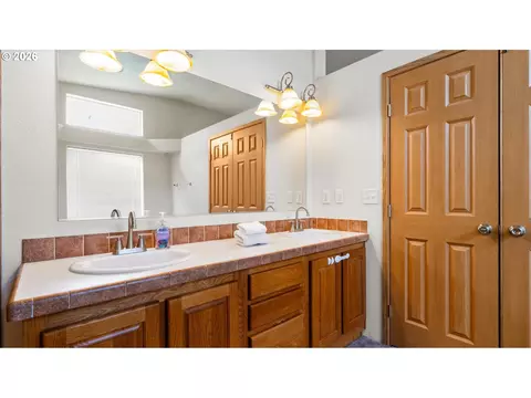 32374 E Loop Rd, Hermiston, OR 97838 photo 35