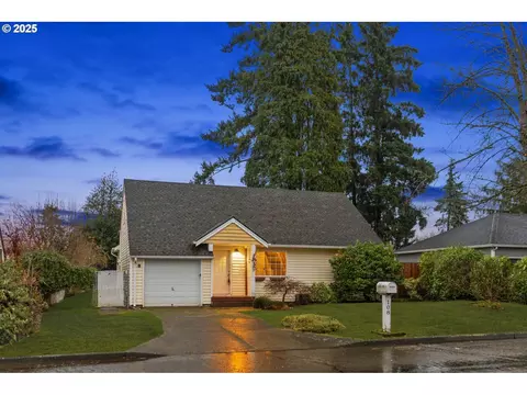 108 NE Whitney St, Camas, WA 98607