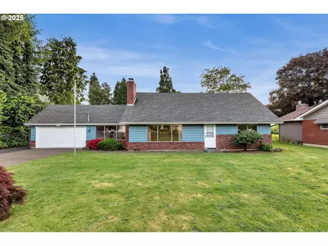 7214 NW Overlook Dr, Vancouver, WA 98665
