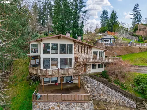 7730 Cason Ln, Gladstone, OR 97027 photo 1