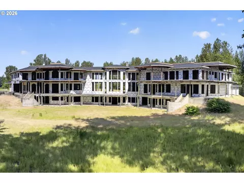 32020 SW Peach Cove Rd, West Linn, OR 97068