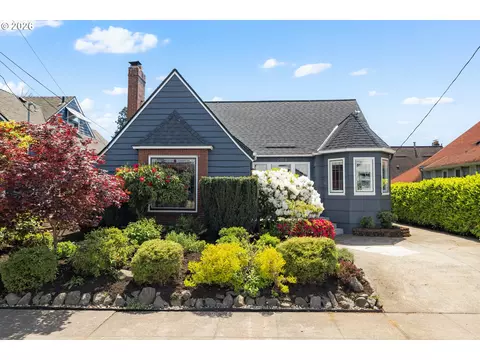 2014 NE Crane St, Portland, OR 97211