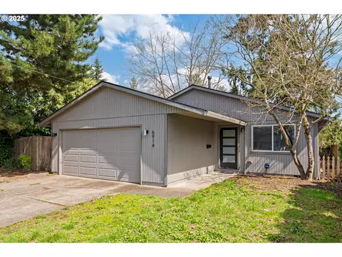 6914 SE 64th Ave, Portland, OR 97206