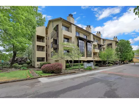 648 Wimbledon Ct, Eugene, OR 97401