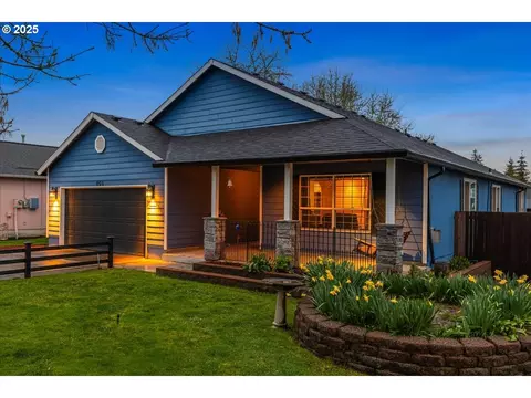 265 NW Angela Ln, Hillsboro, OR 97124