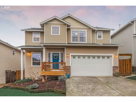 38413 Redwood St, Sandy, OR 97055