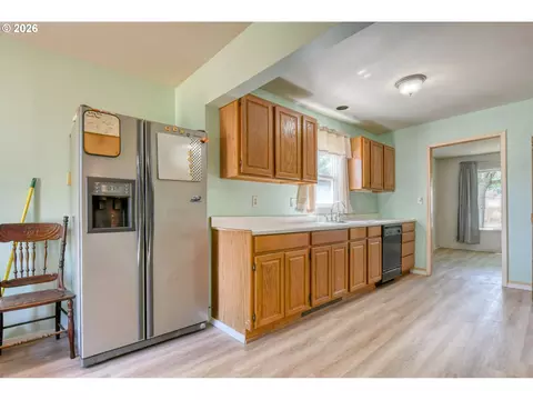 433 E Darwin St, Athena, OR 97813 photo 8