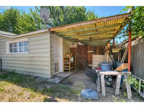 433 E Darwin St, Athena, OR 97813 photo 24