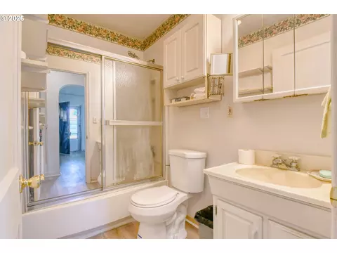 433 E Darwin St, Athena, OR 97813 photo 14