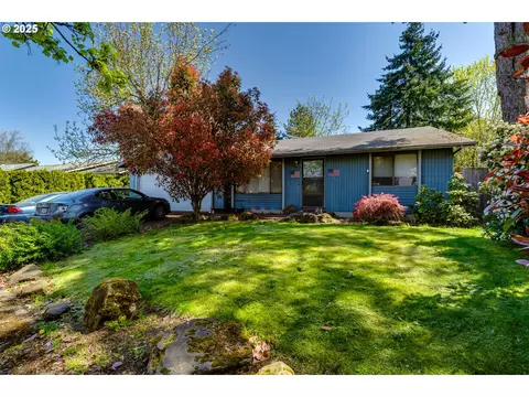 3911 Pam St, Eugene, OR 97402