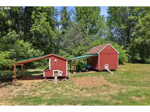 Exterior - 85622 Territorial Hwy, Eugene, OR 97402 photo 6 of 7