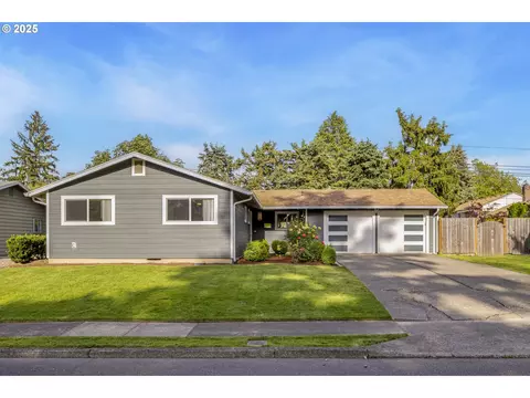 6570 SW Cherryhill Dr, Beaverton, OR 97008