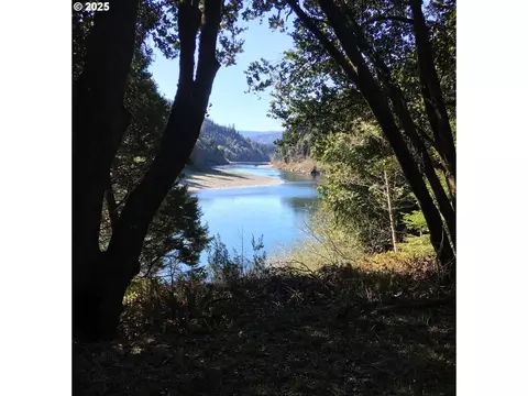 north bank rd, Gold Beach, OR 97444