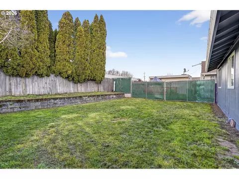 Exterior - 2262 S Alpine St, Cornelius, OR 97113 photo 3 of 6