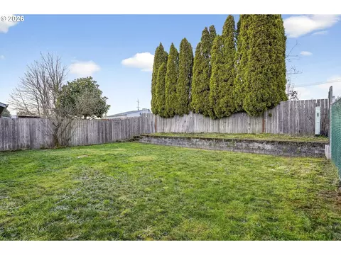 Exterior - 2262 S Alpine St, Cornelius, OR 97113 photo 4 of 6