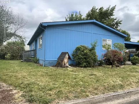 655 NE Burnett Rd #73, Mcminnville, OR 97128