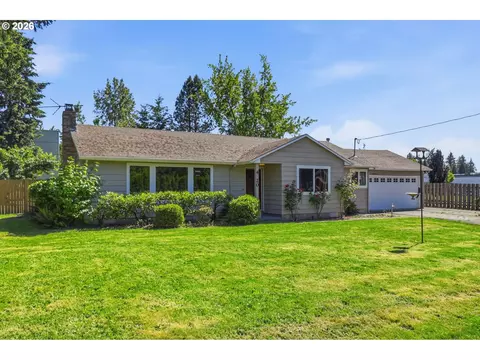 4820 NE Airport Rd, Hillsboro, OR 97124