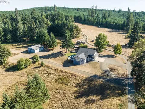 View/Area - 27067 Pickens Rd, Eugene, OR 97402 photo 2 of 4