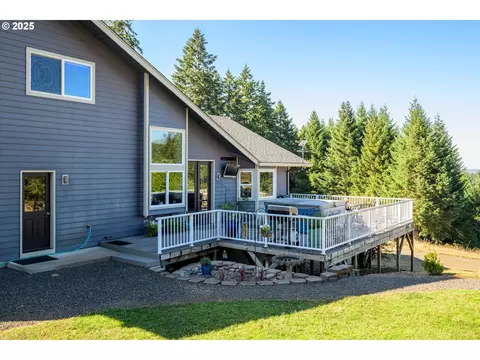 Exterior - 27067 Pickens Rd, Eugene, OR 97402 photo 5 of 14