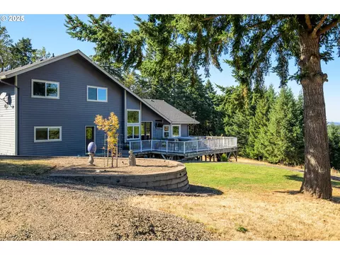 Exterior - 27067 Pickens Rd, Eugene, OR 97402 photo 11 of 14