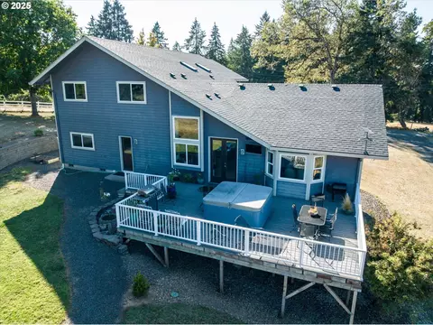 Exterior - 27067 Pickens Rd, Eugene, OR 97402 photo 9 of 14