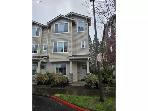10532 NE Cedar Falls Loop, Hillsboro, OR 97006