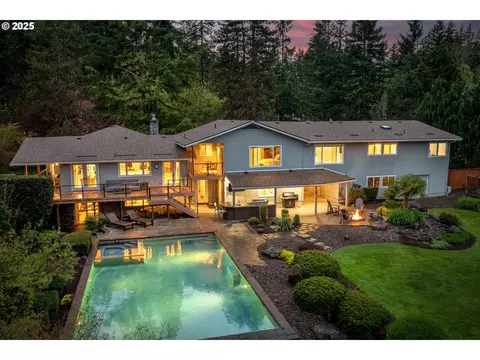 30796 SW River Lane Rd, West Linn, OR 97068