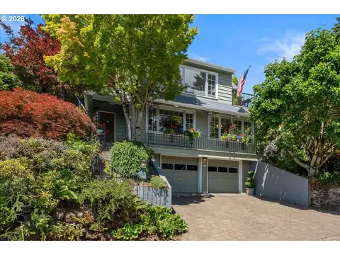 7231 S Laview Dr, Portland, OR 97219