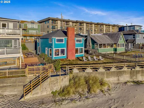 3215 NW Inlet Ave, Lincoln City, OR 97367