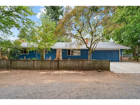 12661 SE Center St, Portland, OR 97236