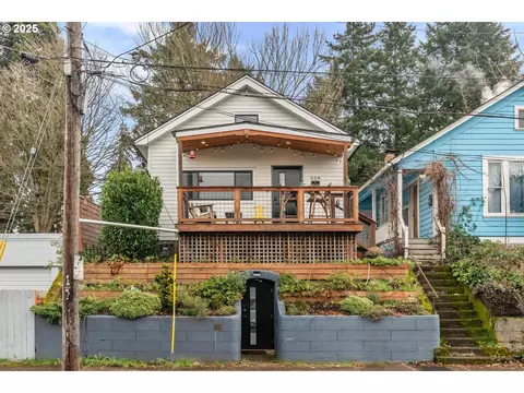 528 SE 20th Ave, Portland, OR 97214